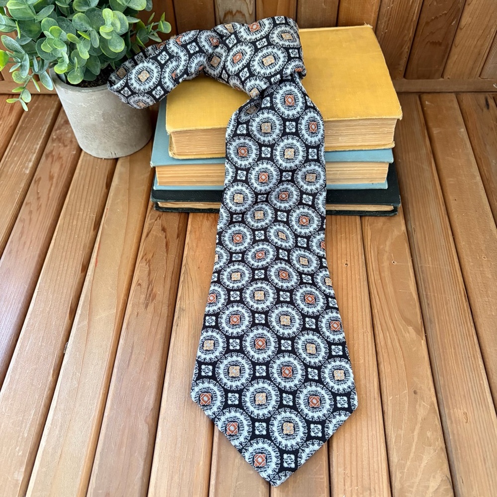 Vintage 70’s Timeless Medallion Extra Wide Retro by Franscisco Miguel